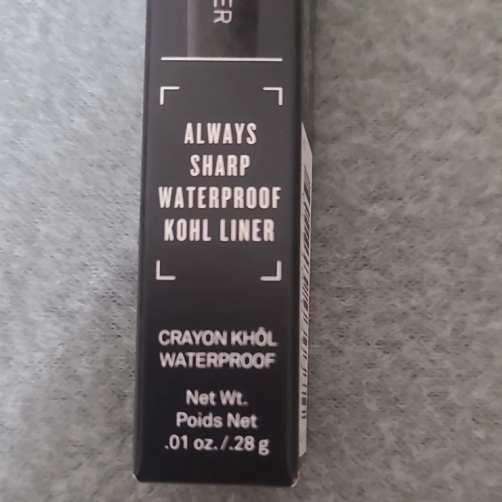 Smashbox Raven Always Sharp Waterproof Kohl Liner‎ .01oz / .28g Raven NEW IN BOX